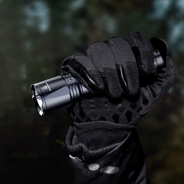 светодиодный фонарь Fenix TK11R